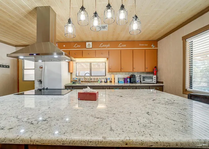 Near Scenic Trails & Parks! Retreat Payson