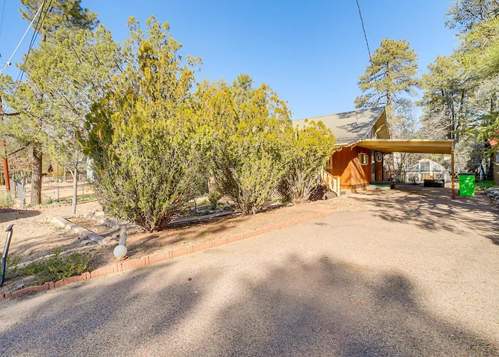 Holiday home Near Scenic Trails & Parks! Retreat